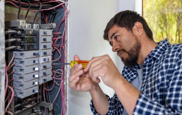Best Licensed Electrician  in Eagle Crest, OR